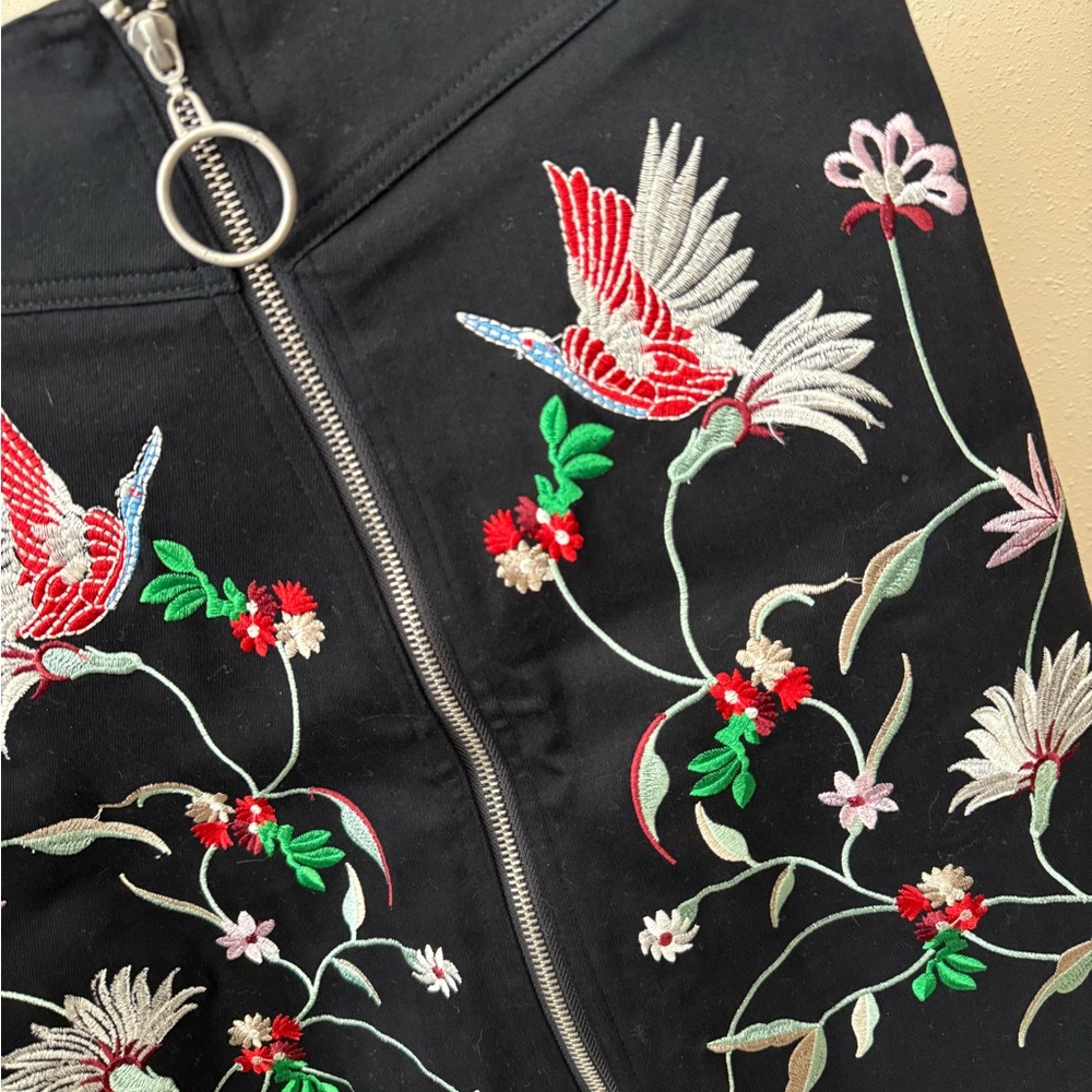 Oober Swank Embroidered Mini Skirt Black Bird Floral Zip Front Ring Zipper - Picture 2 of 8